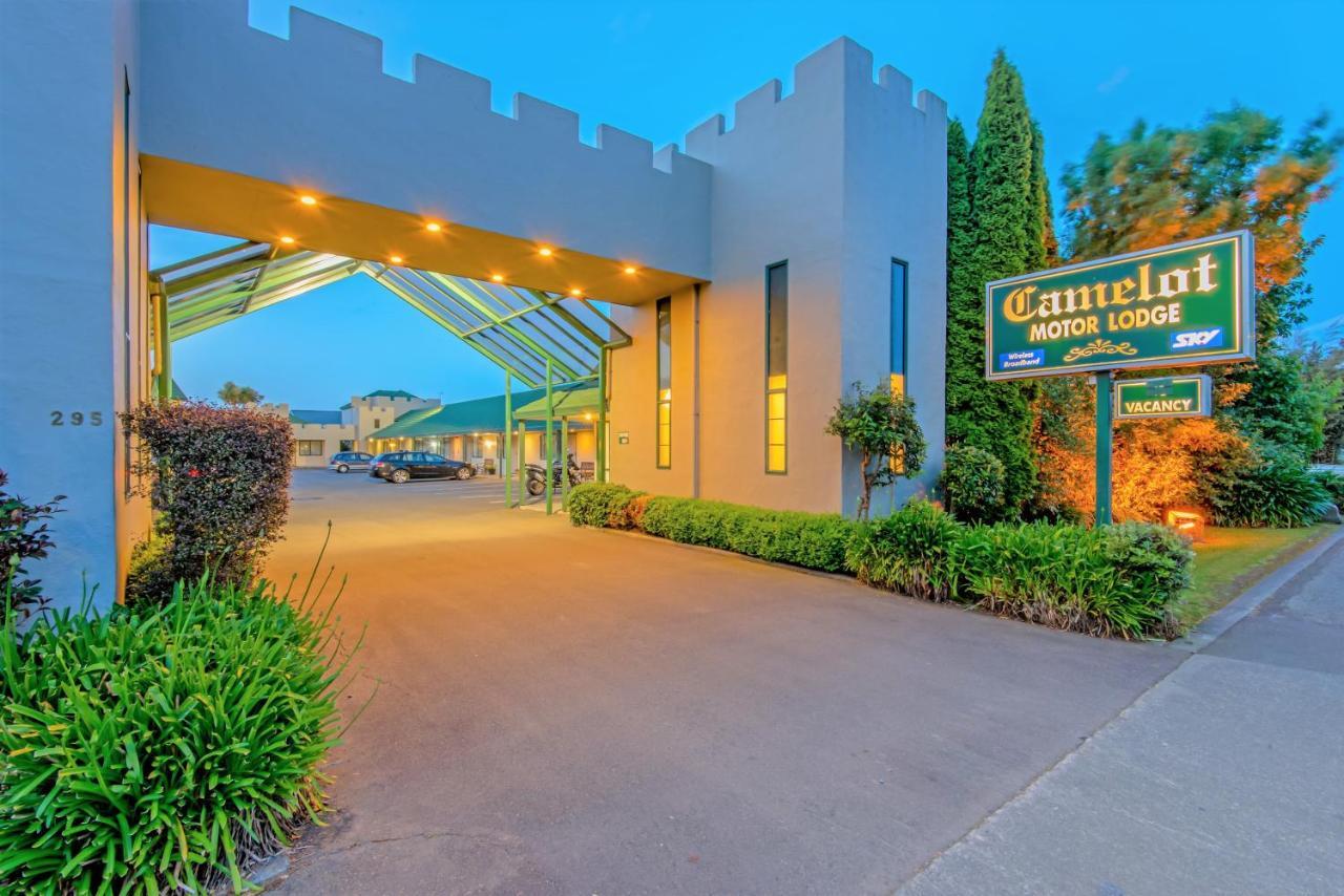Camelot Motor Lodge And Conference Centre Палмерстън Норт Екстериор снимка